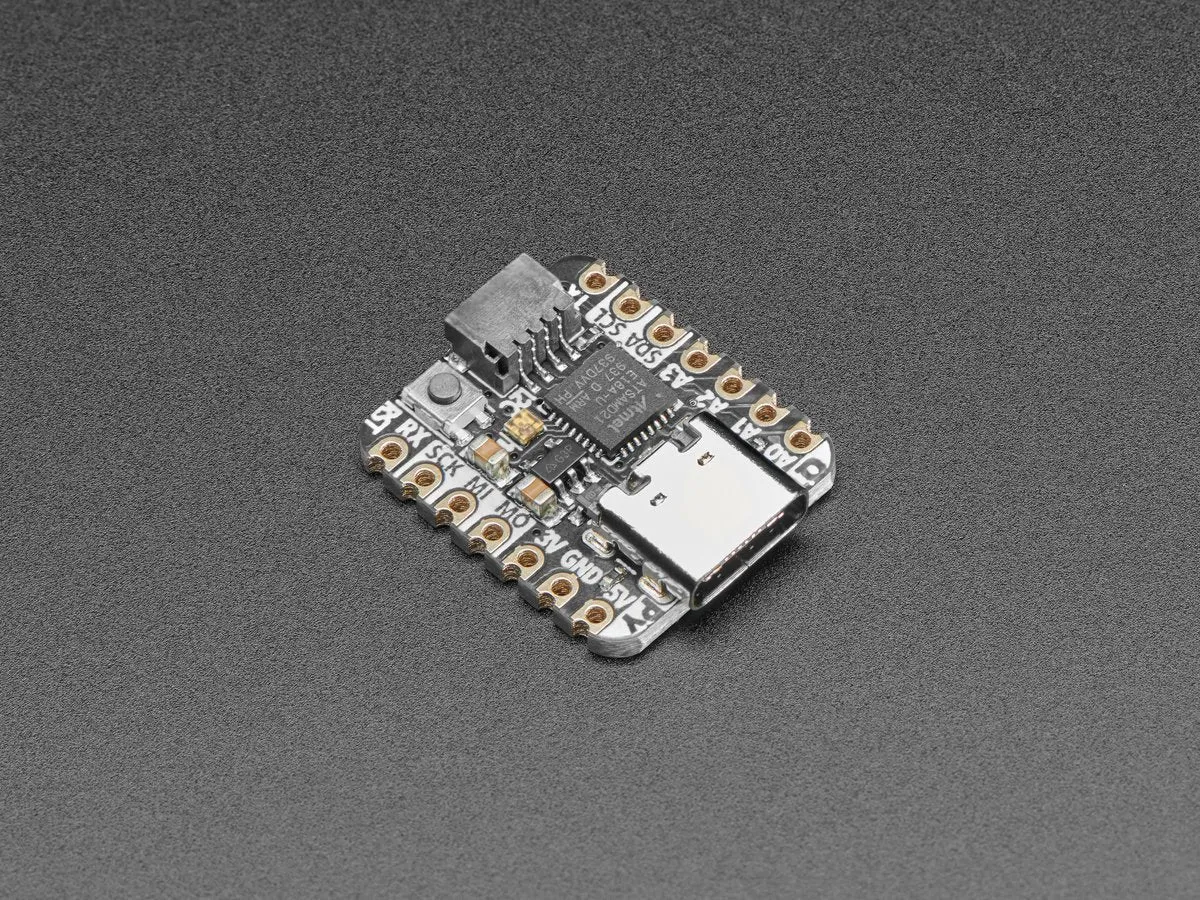 Adafruit QT Py - SAMD21 Dev Board with STEMMA QT